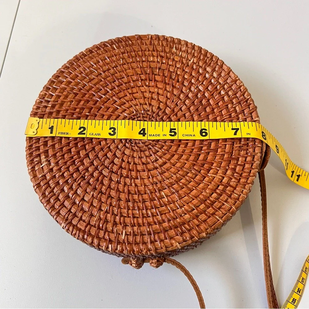 Rattan Woven Round Crossbody With Leather Strap Brown Lined Snap Closure - Picture 10 of 11